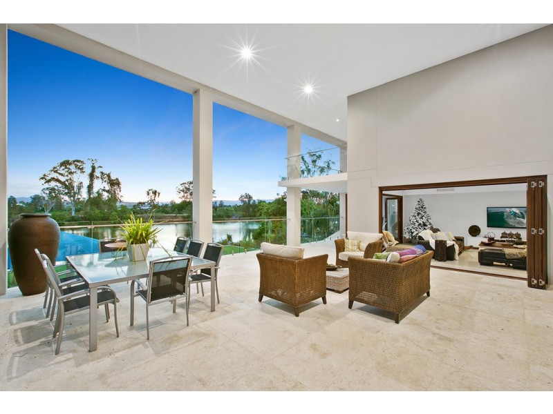 5 Riverbank Court, Ashmore QLD 4214