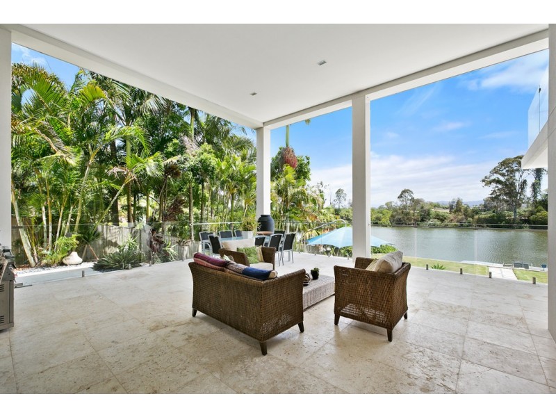 5 Riverbank Court, Ashmore QLD 4214