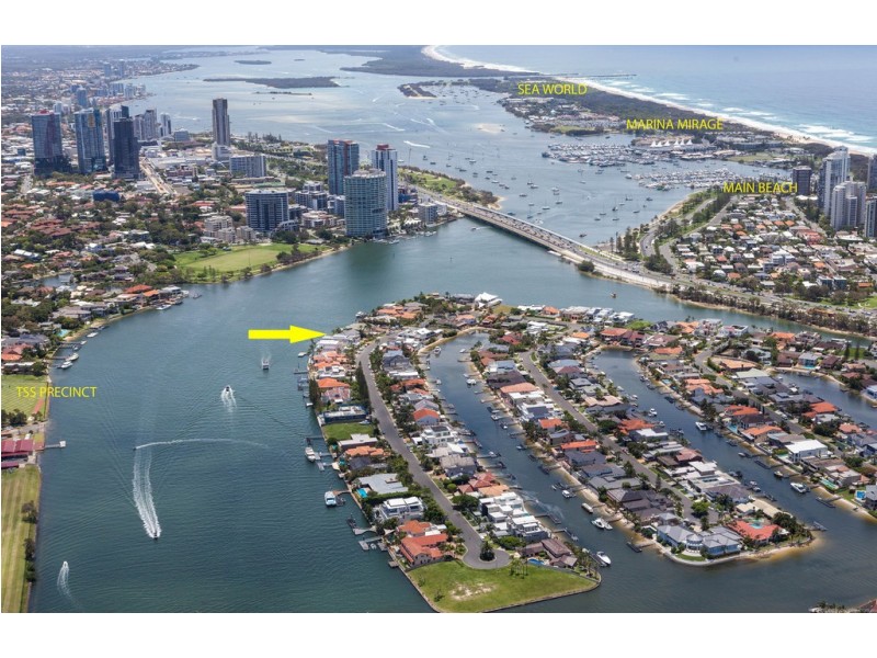 107 Commodore Drive, Paradise Waters QLD 4217