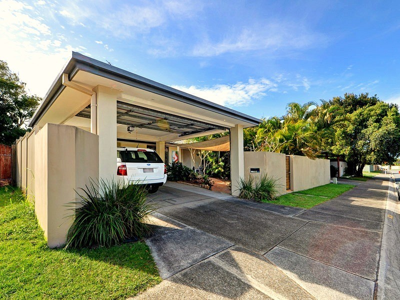 314 Rio Vista Boulevard, Mermaid Waters QLD 4218