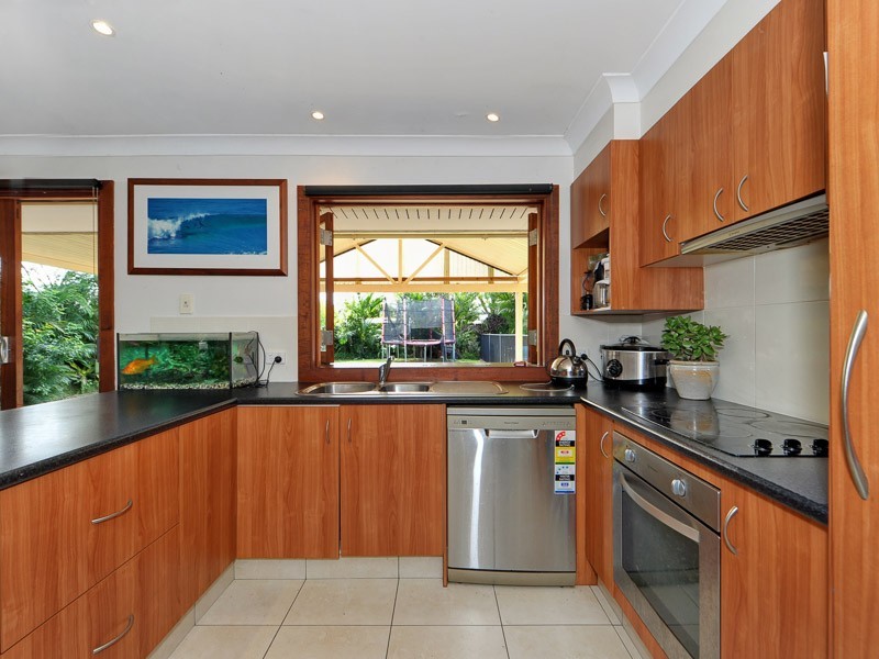 314 Rio Vista Boulevard, Mermaid Waters QLD 4218