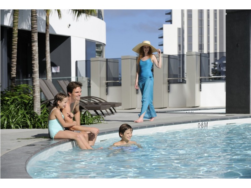 20605 ‘Oracle’ 4-26 Charles Avenue, Broadbeach QLD 4218