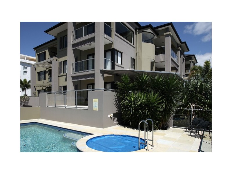 9/36-38 Oatland Esplanade, Runaway Bay QLD 4216