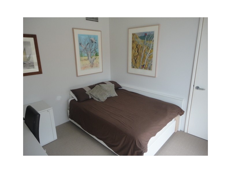 1/255 ‘On the Park’ Hedges Ave, Mermaid Beach QLD 4218