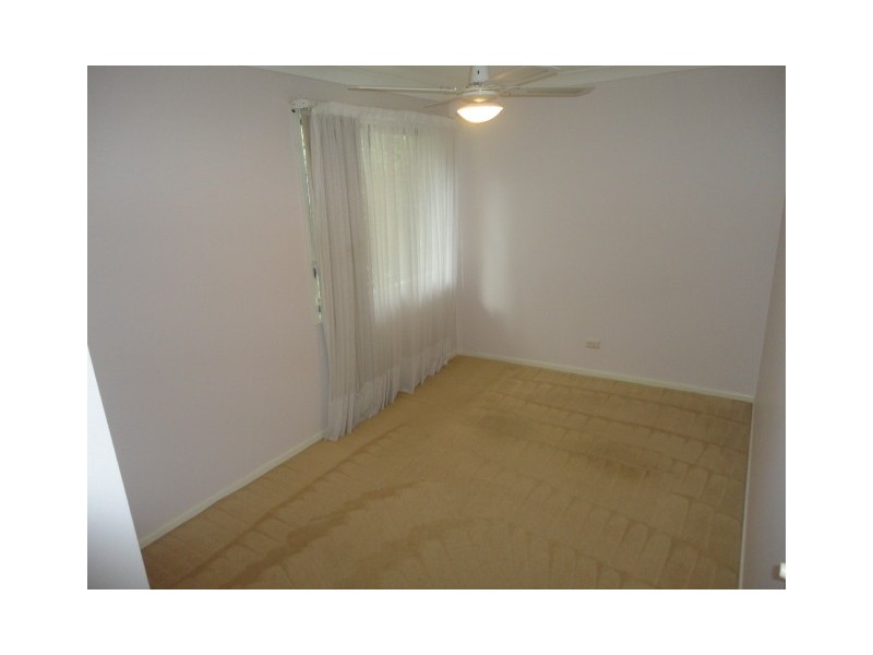 15 Coobowie st, Broadbeach Waters QLD 4218