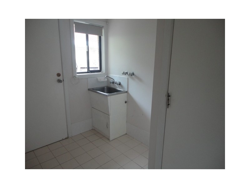 15 Coobowie st, Broadbeach Waters QLD 4218