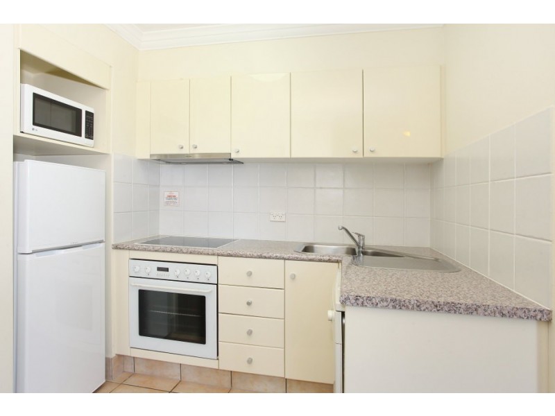 304 ‘Marrakesh’ 9 Beach Parade, Surfers Paradise QLD 4217