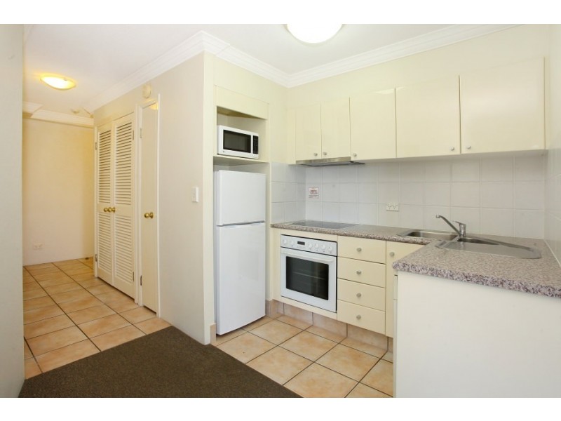 304 ‘Marrakesh’ 9 Beach Parade, Surfers Paradise QLD 4217