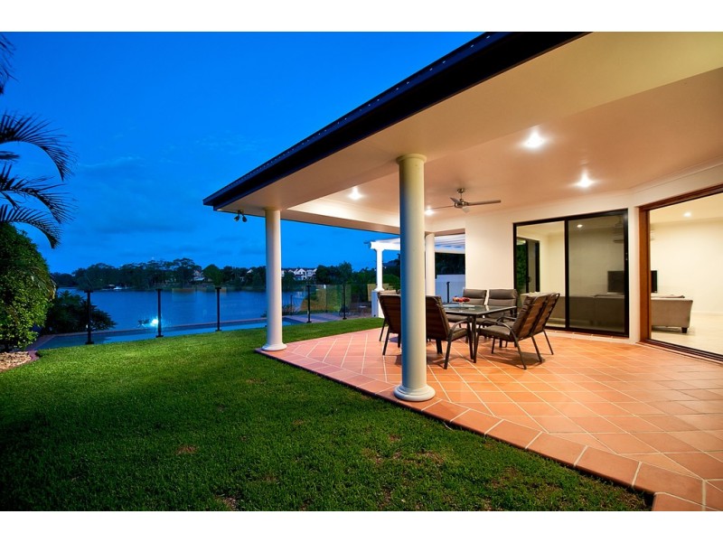 5 St Martin Place, Clear Island Waters QLD 4226