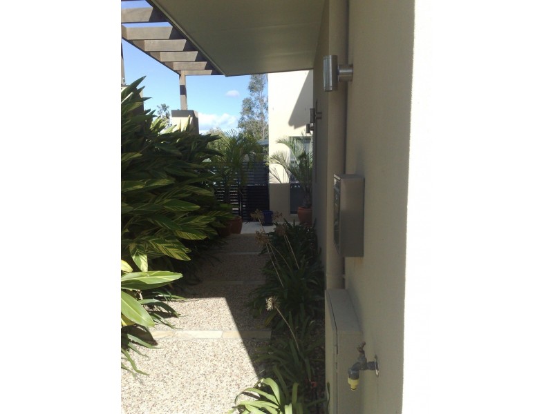 7008b The circa, Benowa QLD 4217