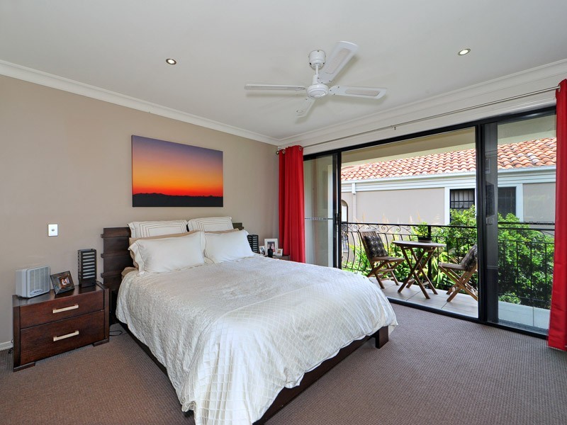 34/7 Elliott Street, Surfers Paradise QLD 4217