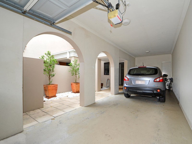 34/7 Elliott Street, Surfers Paradise QLD 4217