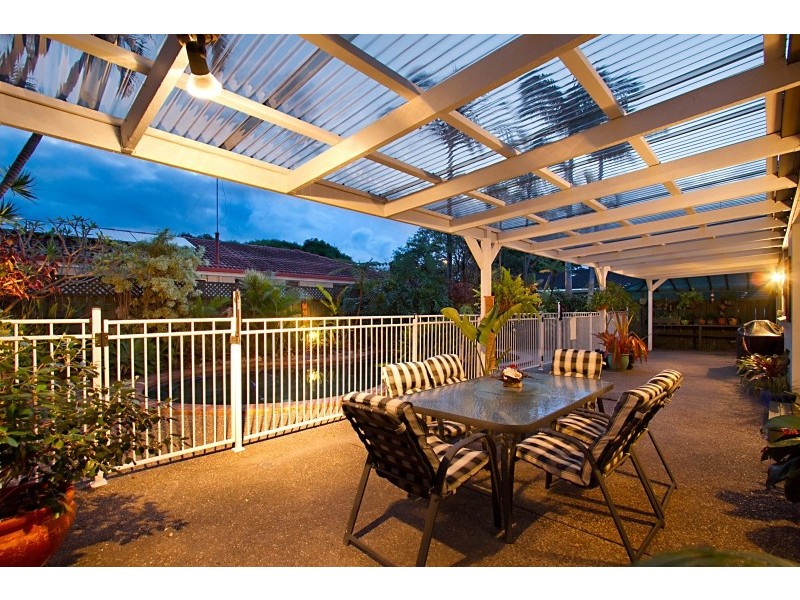 59 Cypress Drive, Broadbeach Waters QLD 4218