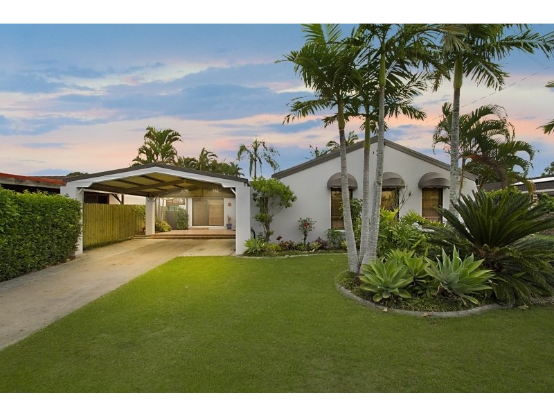 59 Cypress Drive, Broadbeach Waters QLD 4218