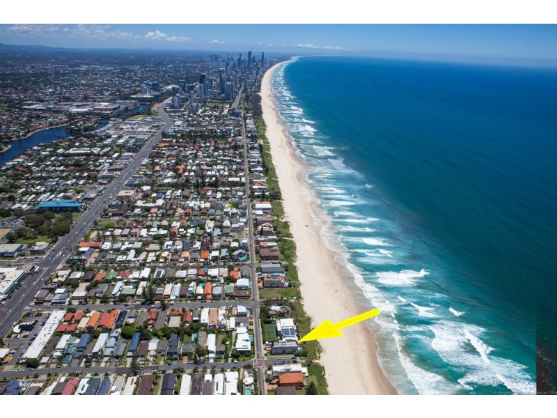 31 Hedges Avenue, Mermaid Beach QLD 4218