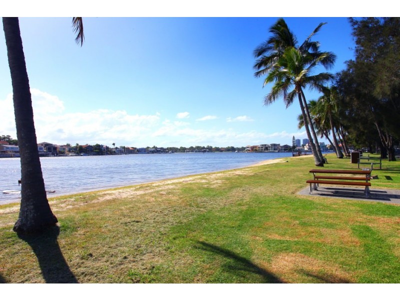 246/35-45 Palm Avenue, Surfers Paradise QLD 4217