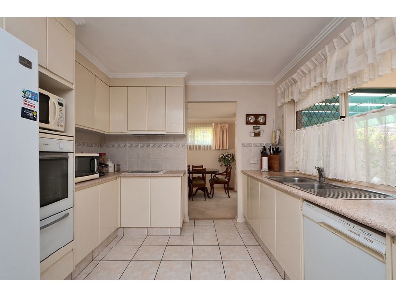 11 Gannet Street, Burleigh Waters QLD 4220