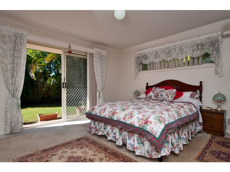 11 Gannet Street, Burleigh Waters QLD 4220