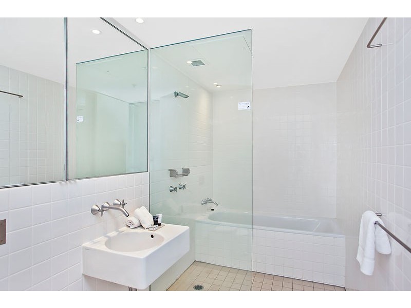 1301 ‘Air on Broadbeach’ 159 Old Burleigh Road, Broadbeach QLD 4218