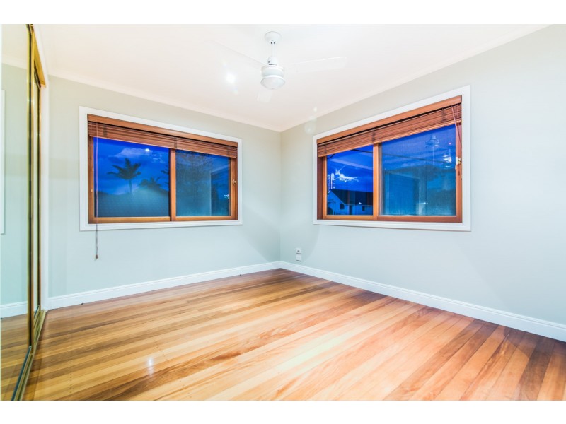 98 Gibraltar Drive, Isle Of Capri QLD 4217