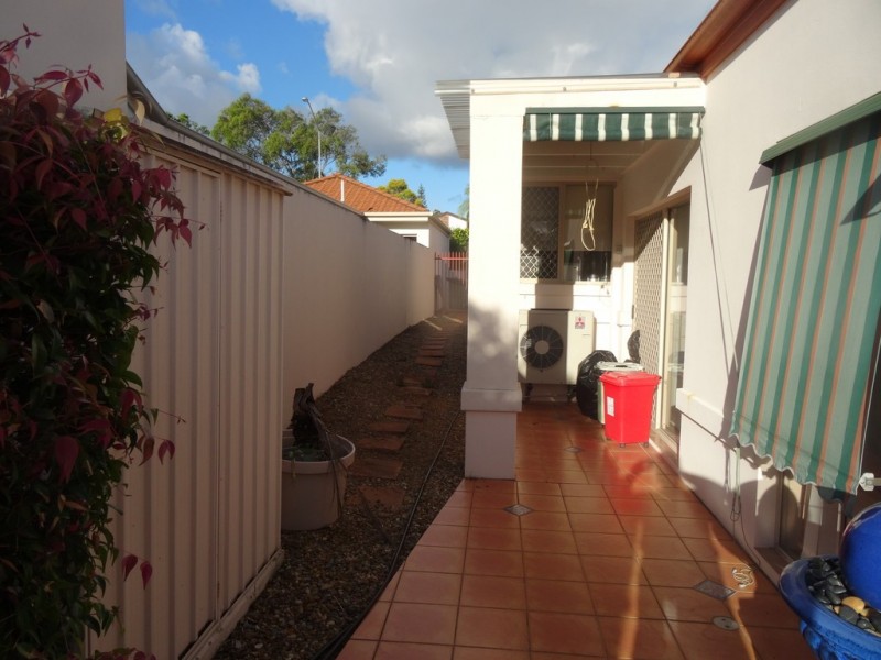 261B Ron Penhaligon Way, Robina QLD 4226