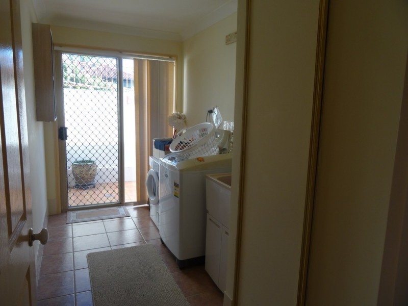 261B Ron Penhaligon Way, Robina QLD 4226