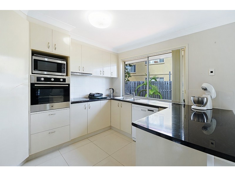 44 Tracey Crescent, Varsity Lakes QLD 4227