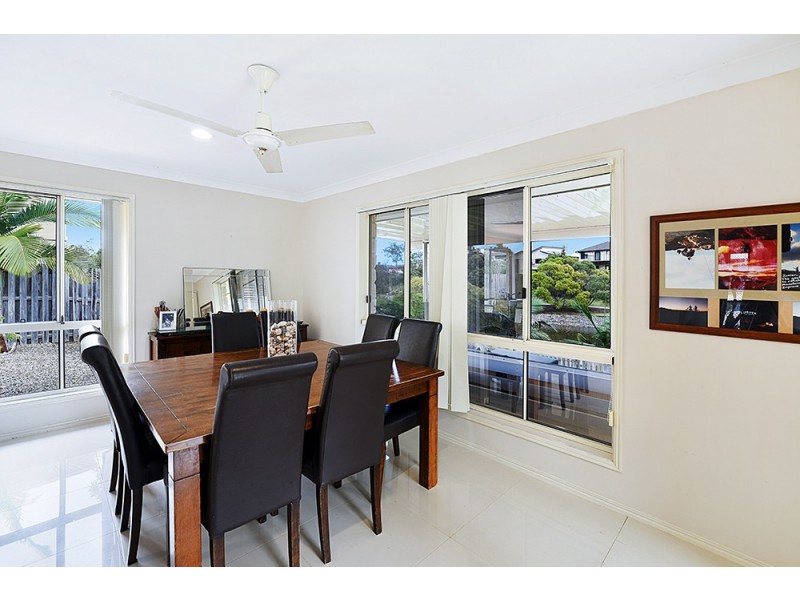 44 Tracey Crescent, Varsity Lakes QLD 4227