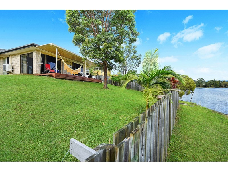 44 Tracey Crescent, Varsity Lakes QLD 4227