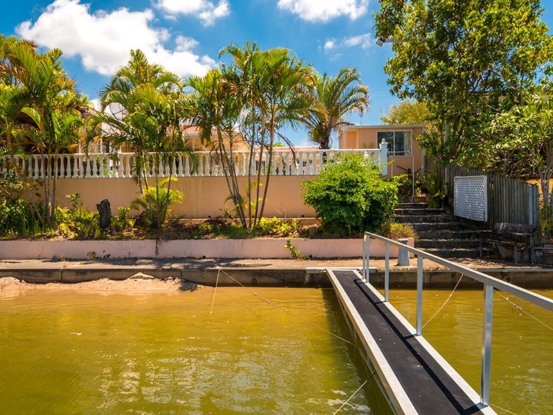 116 Salerno Street, Isle Of Capri QLD 4217
