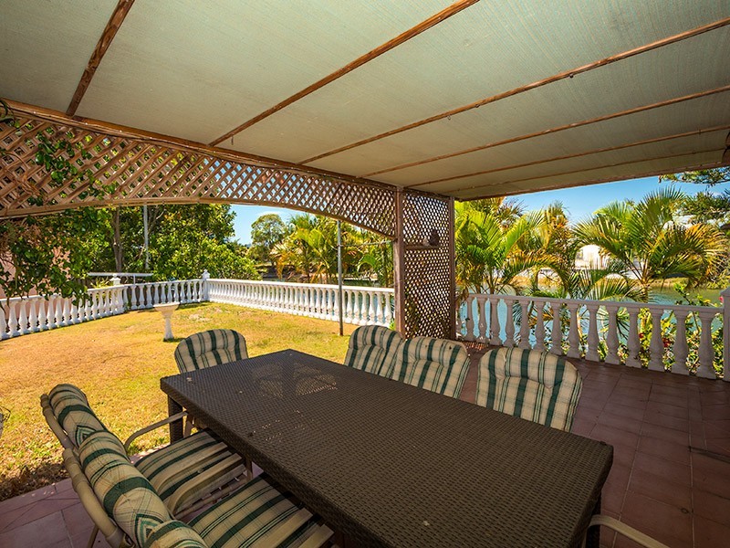 116 Salerno Street, Isle Of Capri QLD 4217