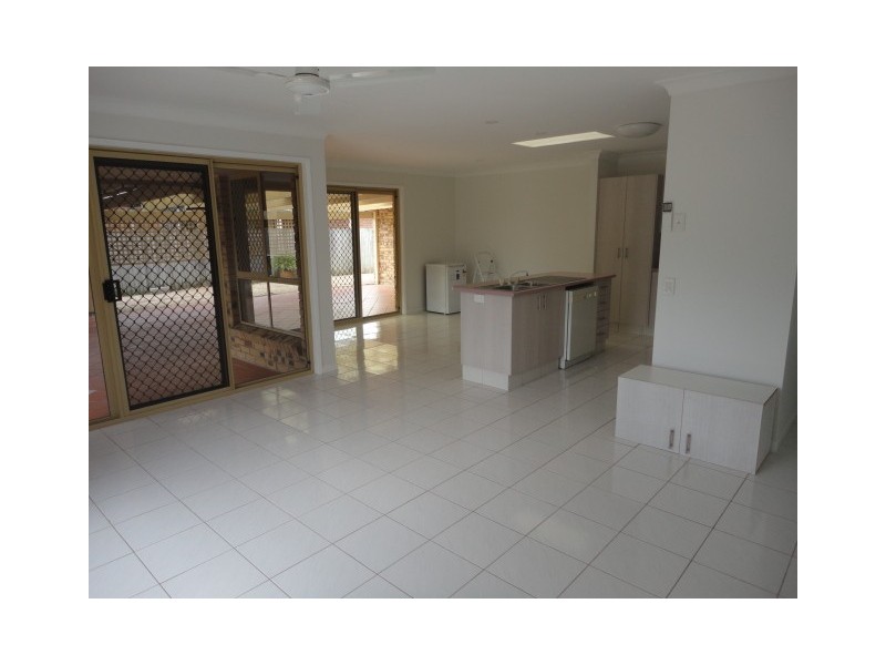 13 Beaconsfield, Burleigh Waters QLD 4220