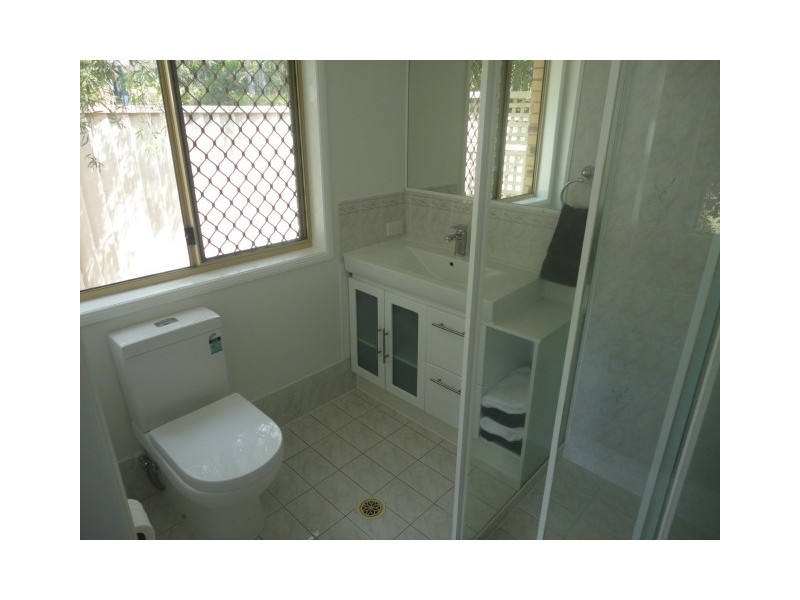 13 Beaconsfield, Burleigh Waters QLD 4220