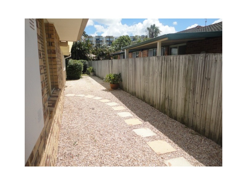 13 Beaconsfield, Burleigh Waters QLD 4220