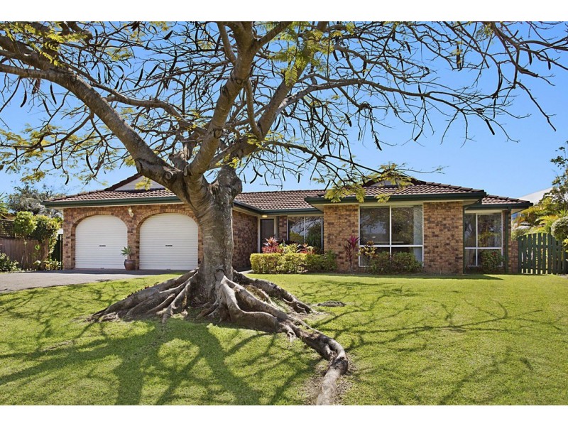 171 Burleigh Street, Burleigh Waters QLD 4220