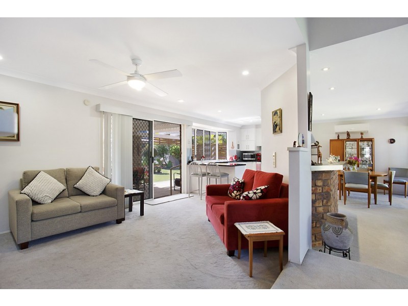 171 Burleigh Street, Burleigh Waters QLD 4220