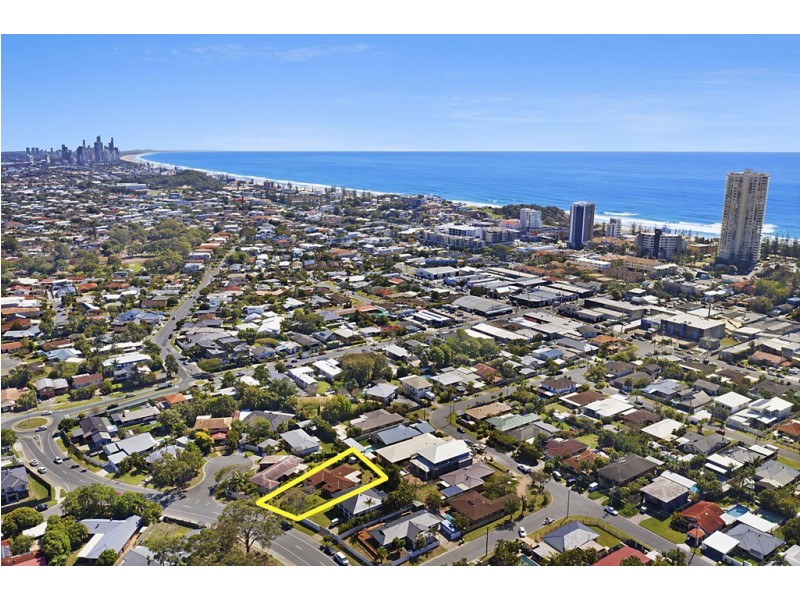 171 Burleigh Street, Burleigh Waters QLD 4220