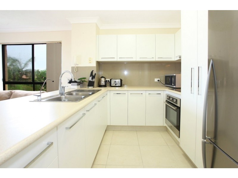 36 ‘Waverley Apartments’ 16 Waverley Street, Southport QLD 4215