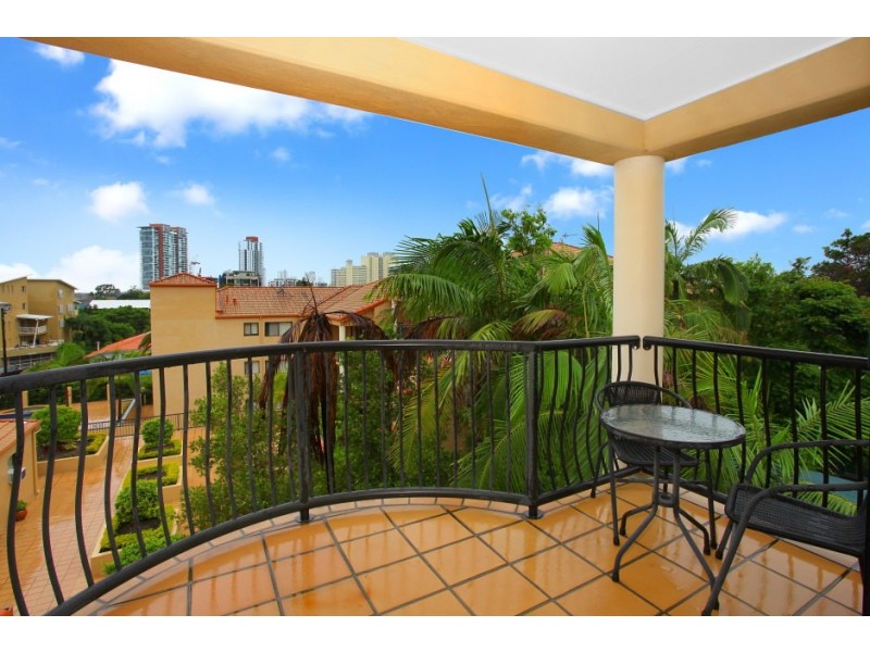 36 ‘Waverley Apartments’ 16 Waverley Street, Southport QLD 4215