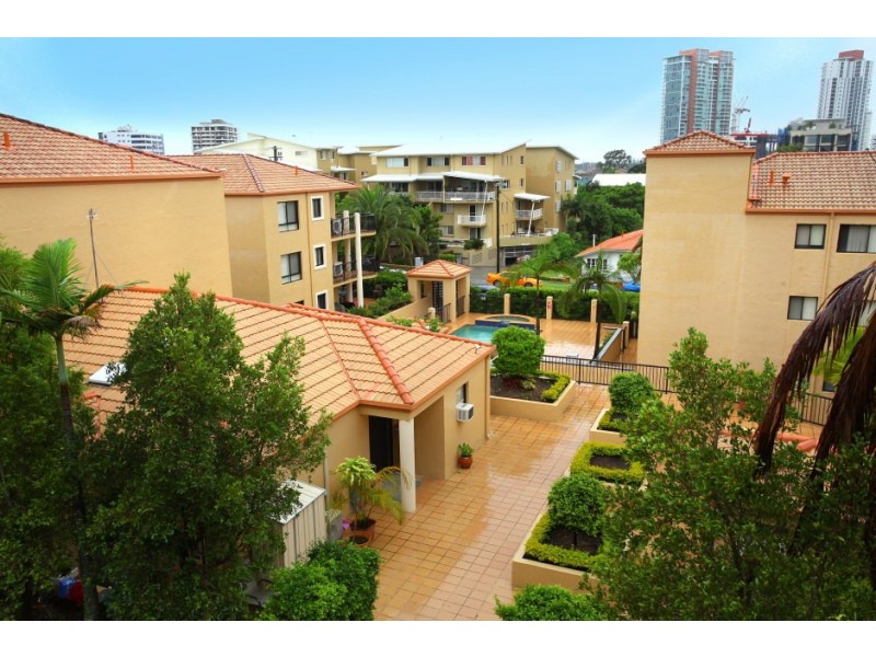 36 ‘Waverley Apartments’ 16 Waverley Street, Southport QLD 4215