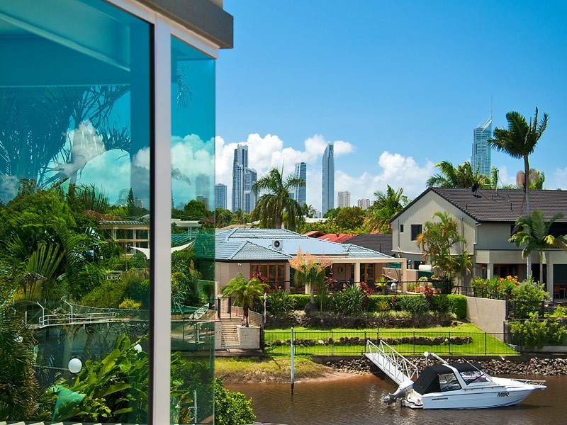 8 Wallaby Place, Sorrento QLD 4217