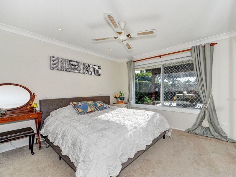 44 Volante Crescent, Mermaid Waters QLD 4218