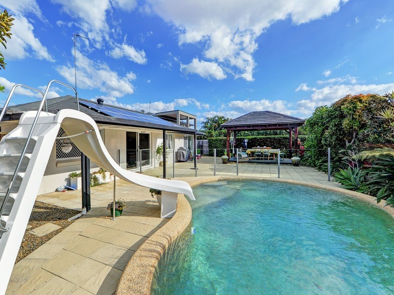 44 Volante Crescent, Mermaid Waters QLD 4218