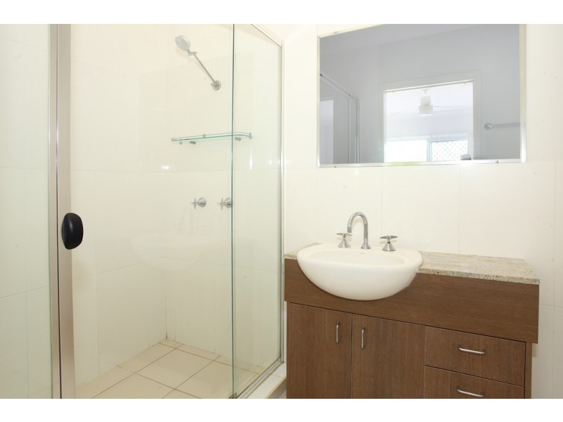 24 ‘Robina Quays’ 27 Eugenia Circuit, Robina QLD 4226