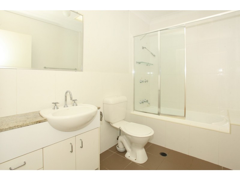 24 ‘Robina Quays’ 27 Eugenia Circuit, Robina QLD 4226