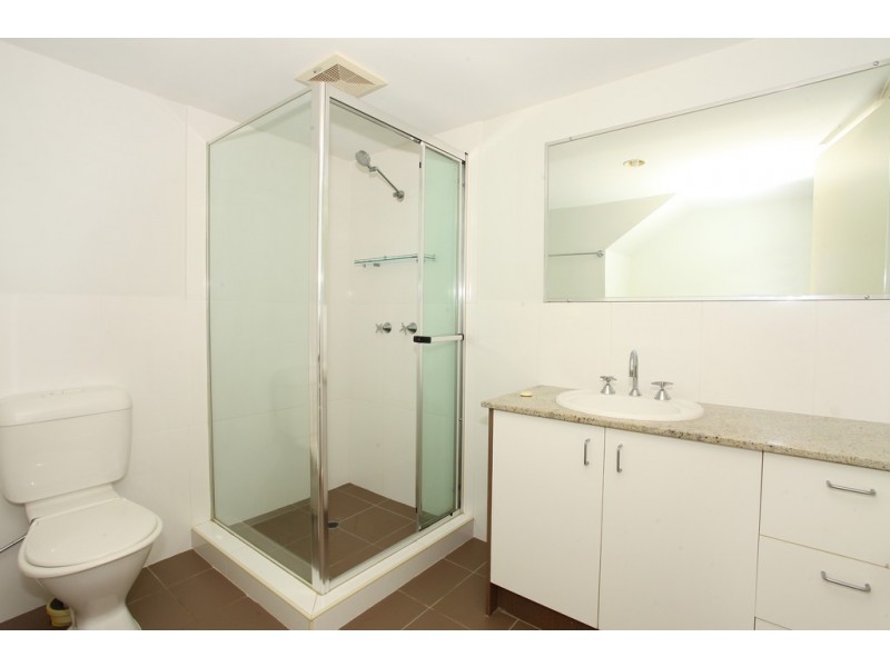 24 ‘Robina Quays’ 27 Eugenia Circuit, Robina QLD 4226