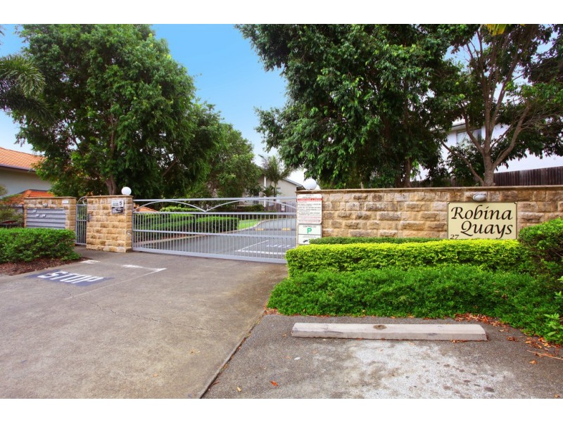 24 ‘Robina Quays’ 27 Eugenia Circuit, Robina QLD 4226