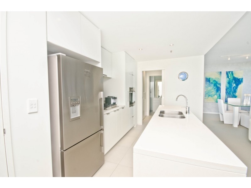 1702 ‘Ultra Broadbeach’ 14 George Avenue, Broadbeach QLD 4218