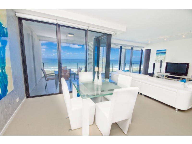 1702 ‘Ultra Broadbeach’ 14 George Avenue, Broadbeach QLD 4218