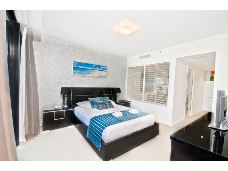 1702 ‘Ultra Broadbeach’ 14 George Avenue, Broadbeach QLD 4218